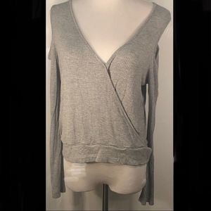 Active USA cold shoulder crop v-neck